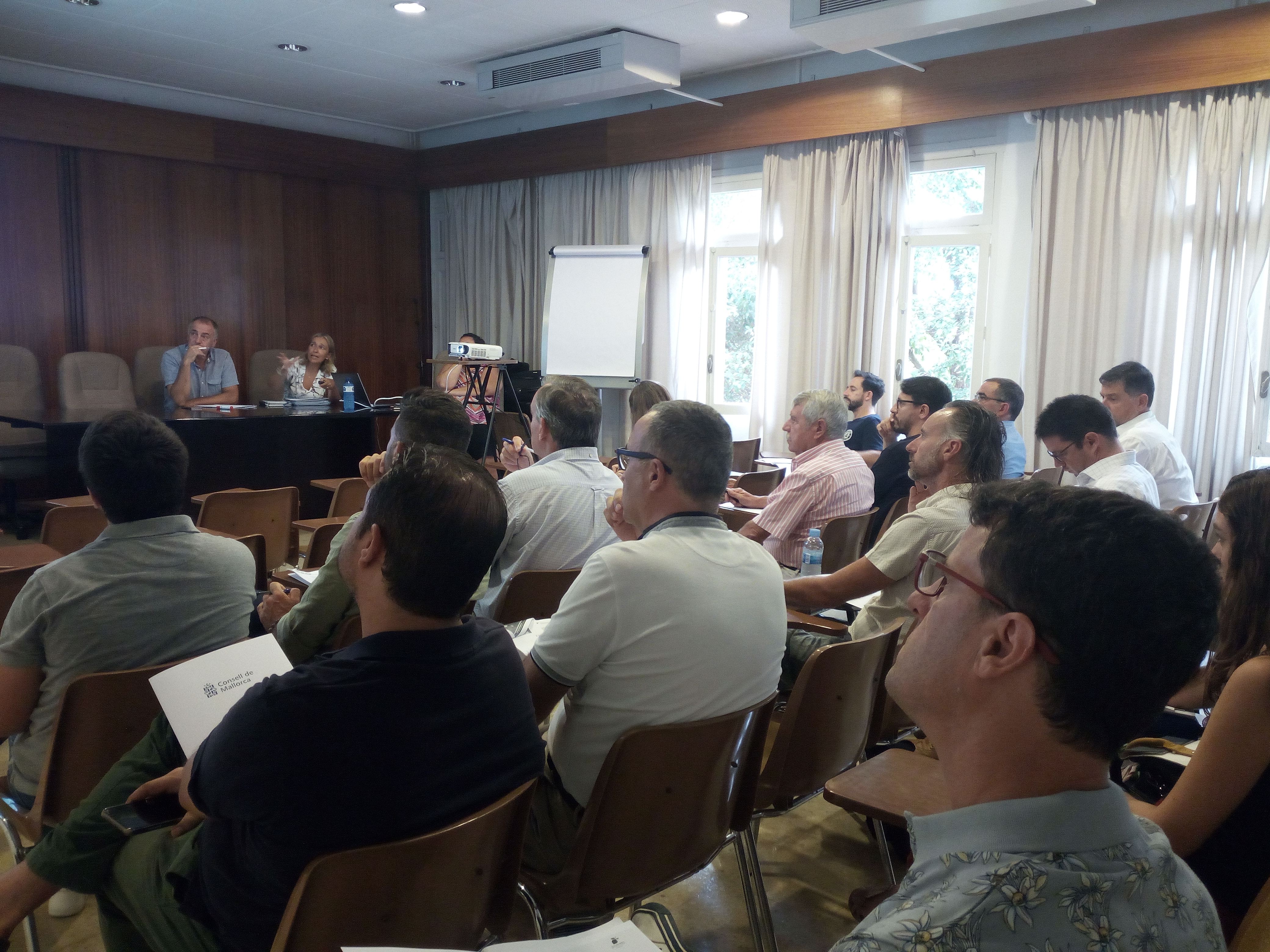 Reunión con los consistorios de Mallorca para difundir el Pacto de Alcaldes y Alcaldesas