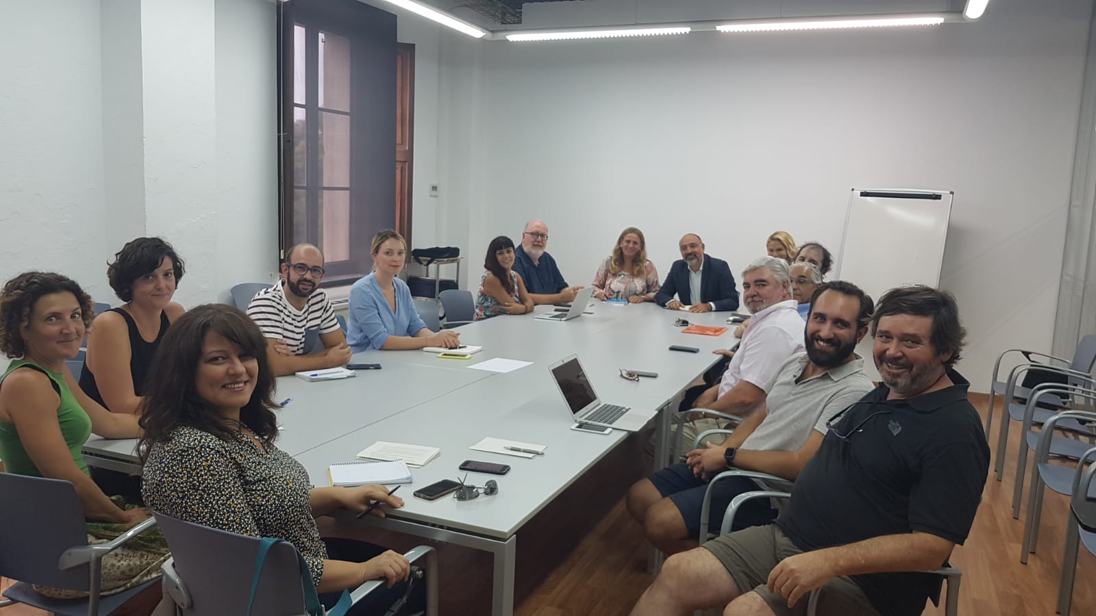 El conseller executiu de Turisme i Esports, Andreu Serra, es reuneix per primer vegada amb el sector audiovisual mallorquí 
