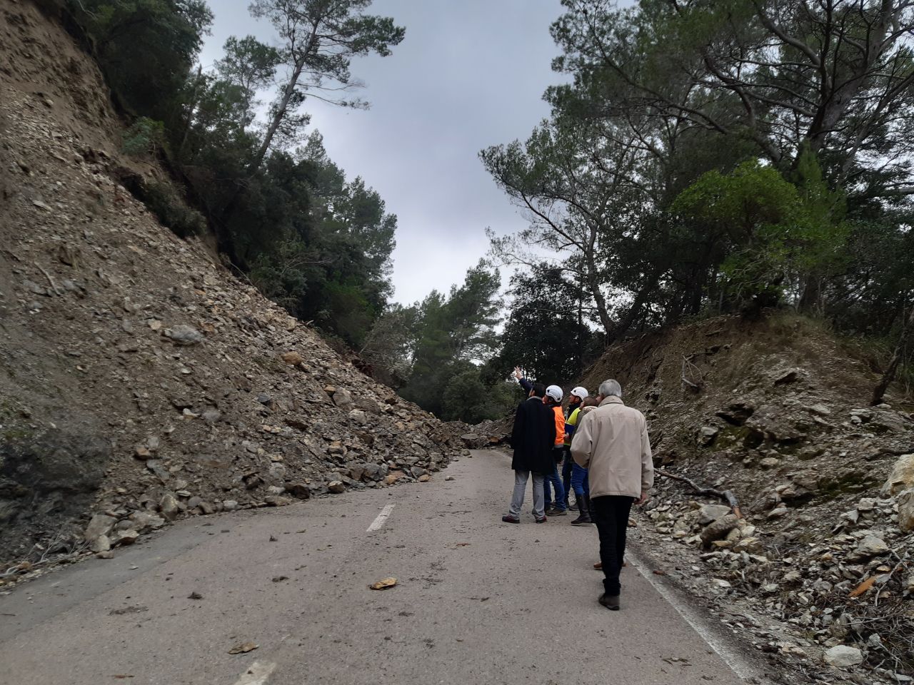 El Consell començarà en breu la reconstrucció de la carretera entre Alaró i Orient. 