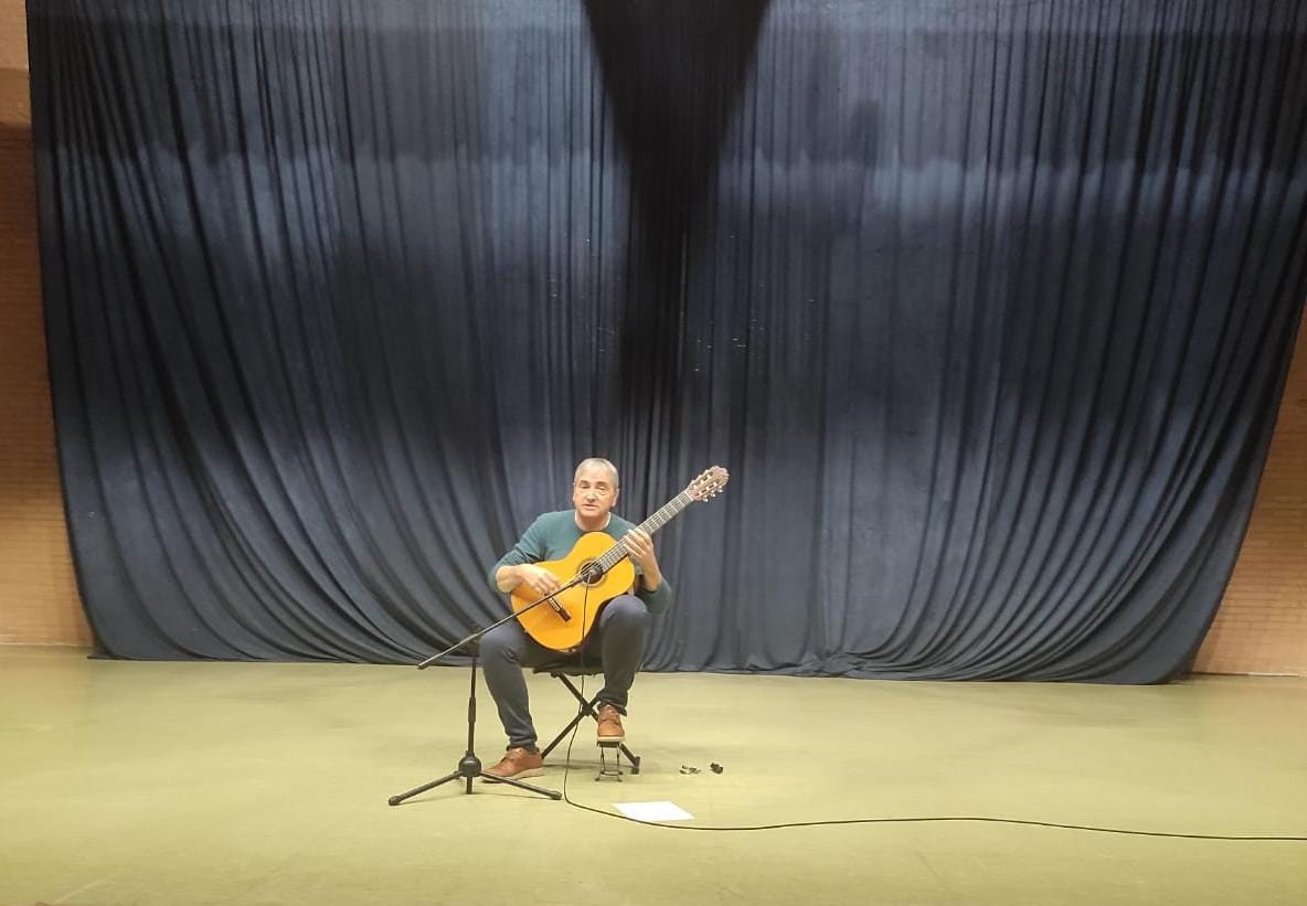 Concert del guitarrista 'Damià Timoner' a la presó de Palm