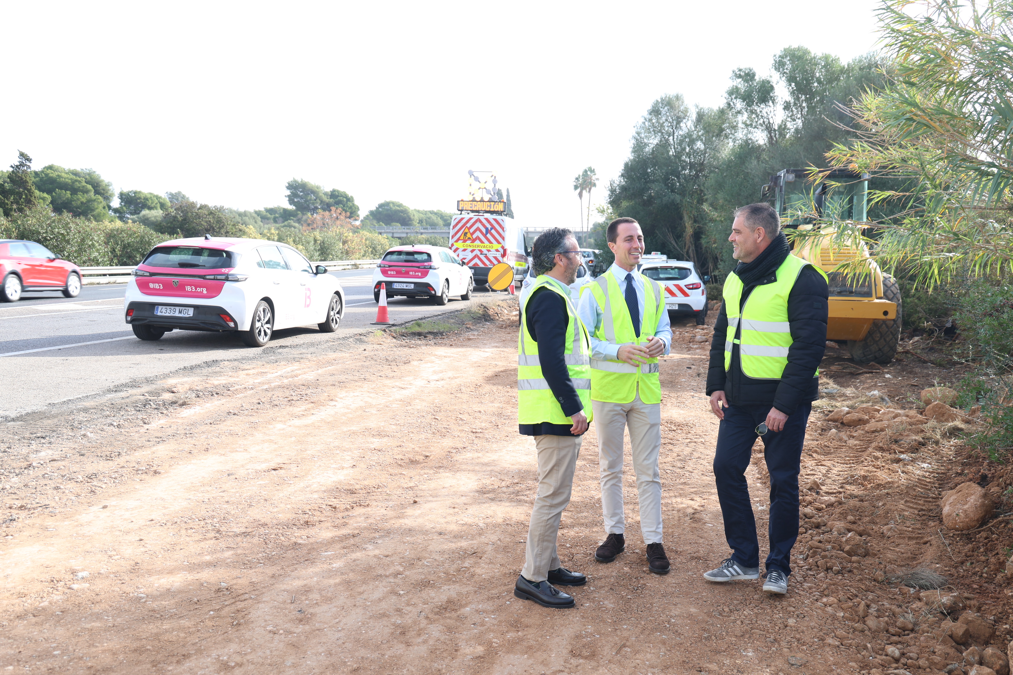 Visita del presidente Galmés a las obras en la autopista Ma-19 a la altura del aeropuerto.