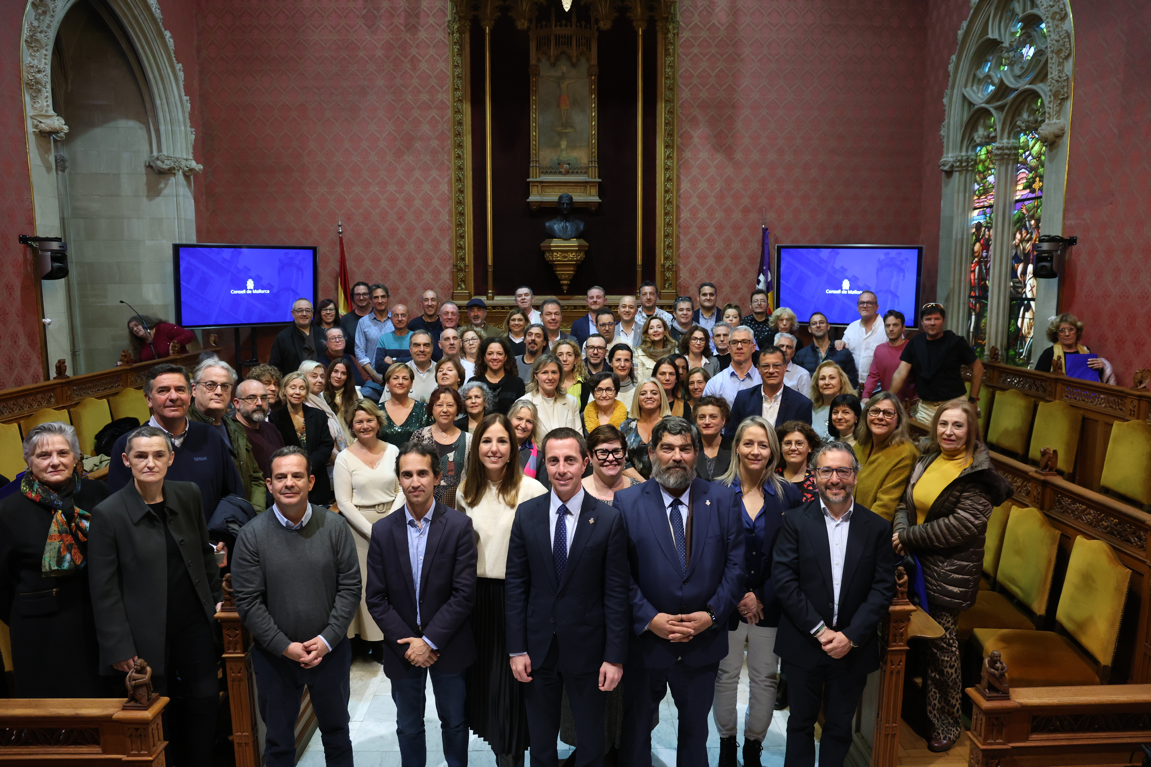 Homenatge als treballadors del Consell de Mallorca que enguany es jubilen i als qui compleixen 25 anys treballant a la institució.