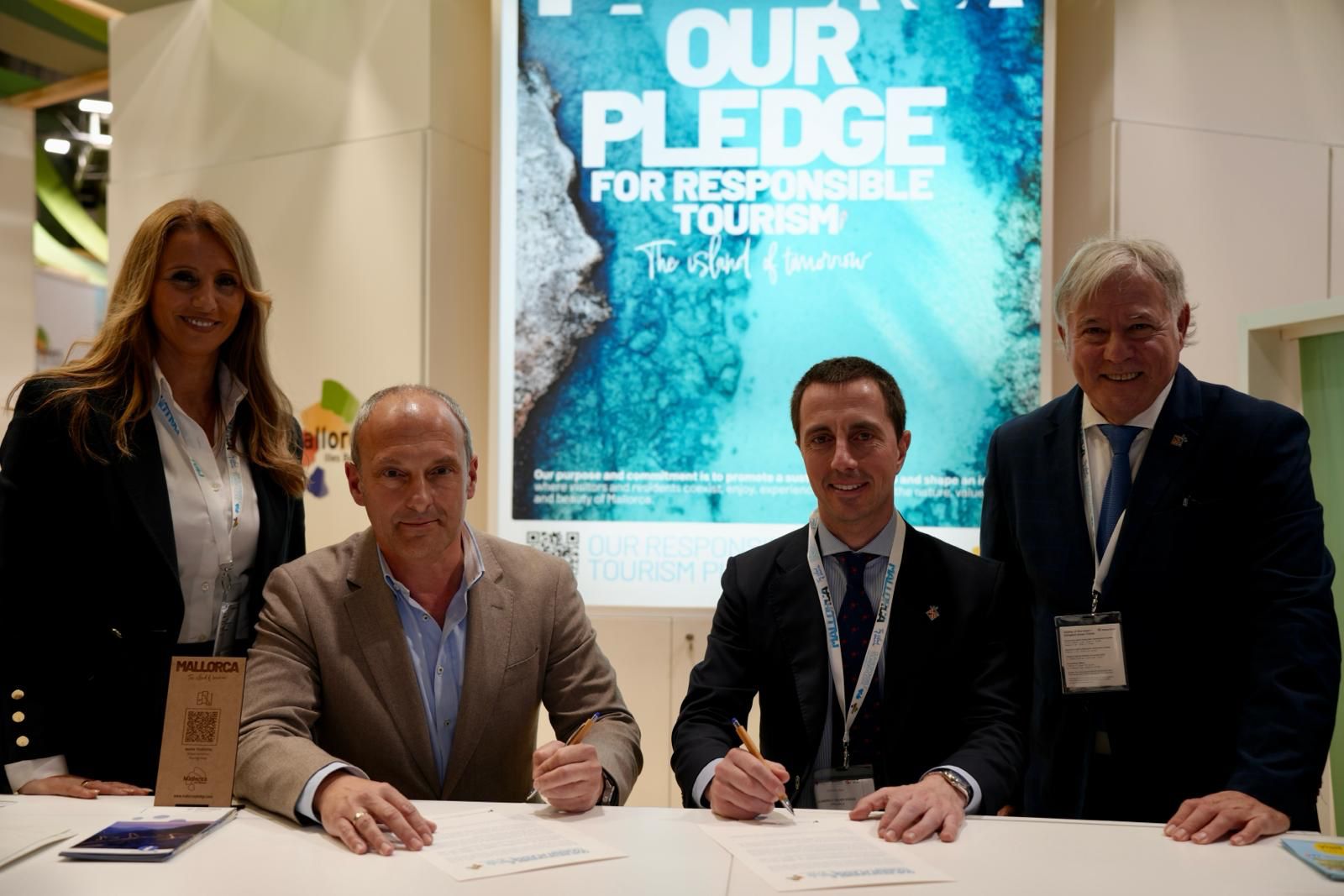 El president Galmés signa un nou acord vinculat al Compromís per un turisme responsable.