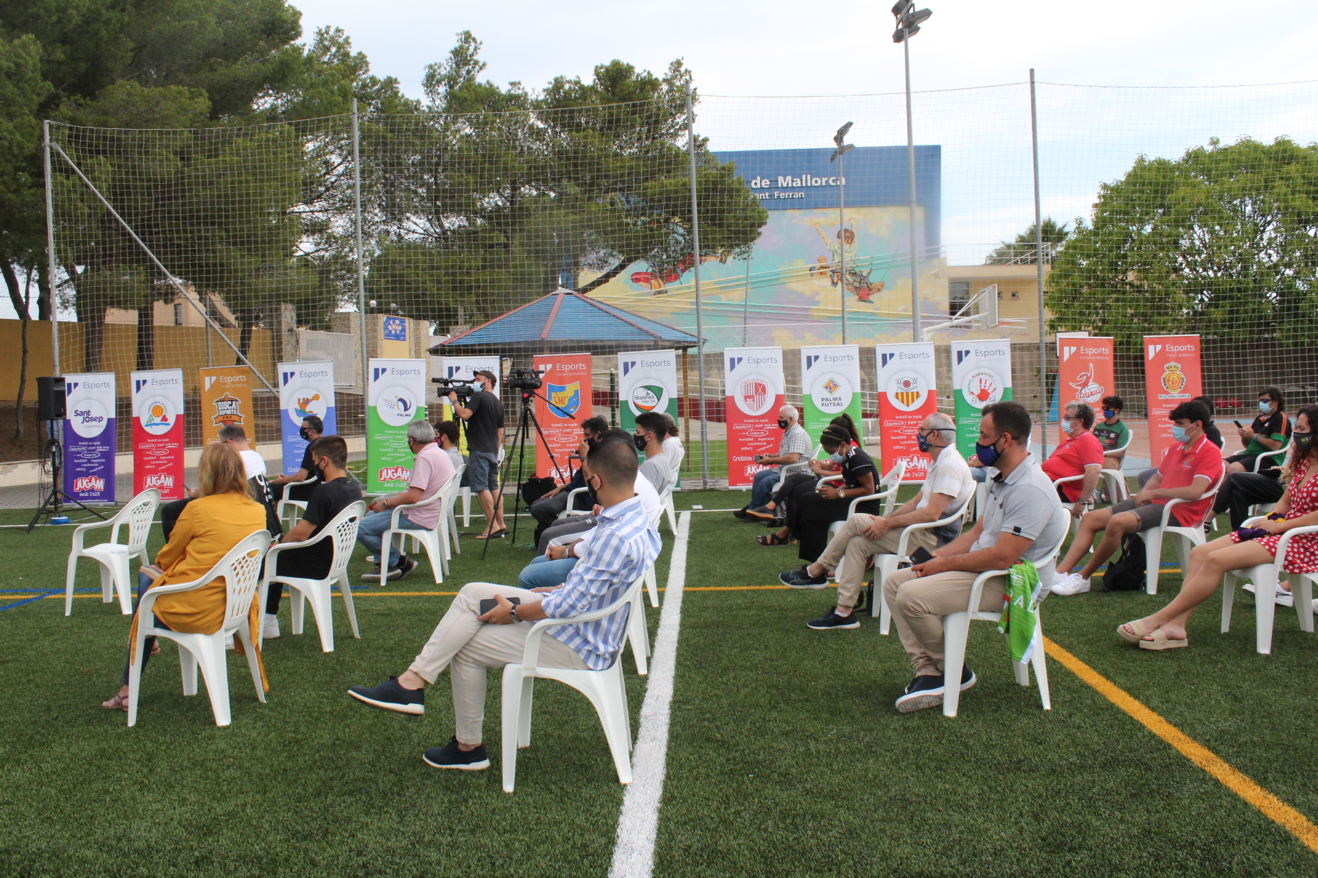 El director tècnic esportiu del Palma Futsal, José Tirado, durant la presentació dels resultats del programa «Jugam amb l’elit».