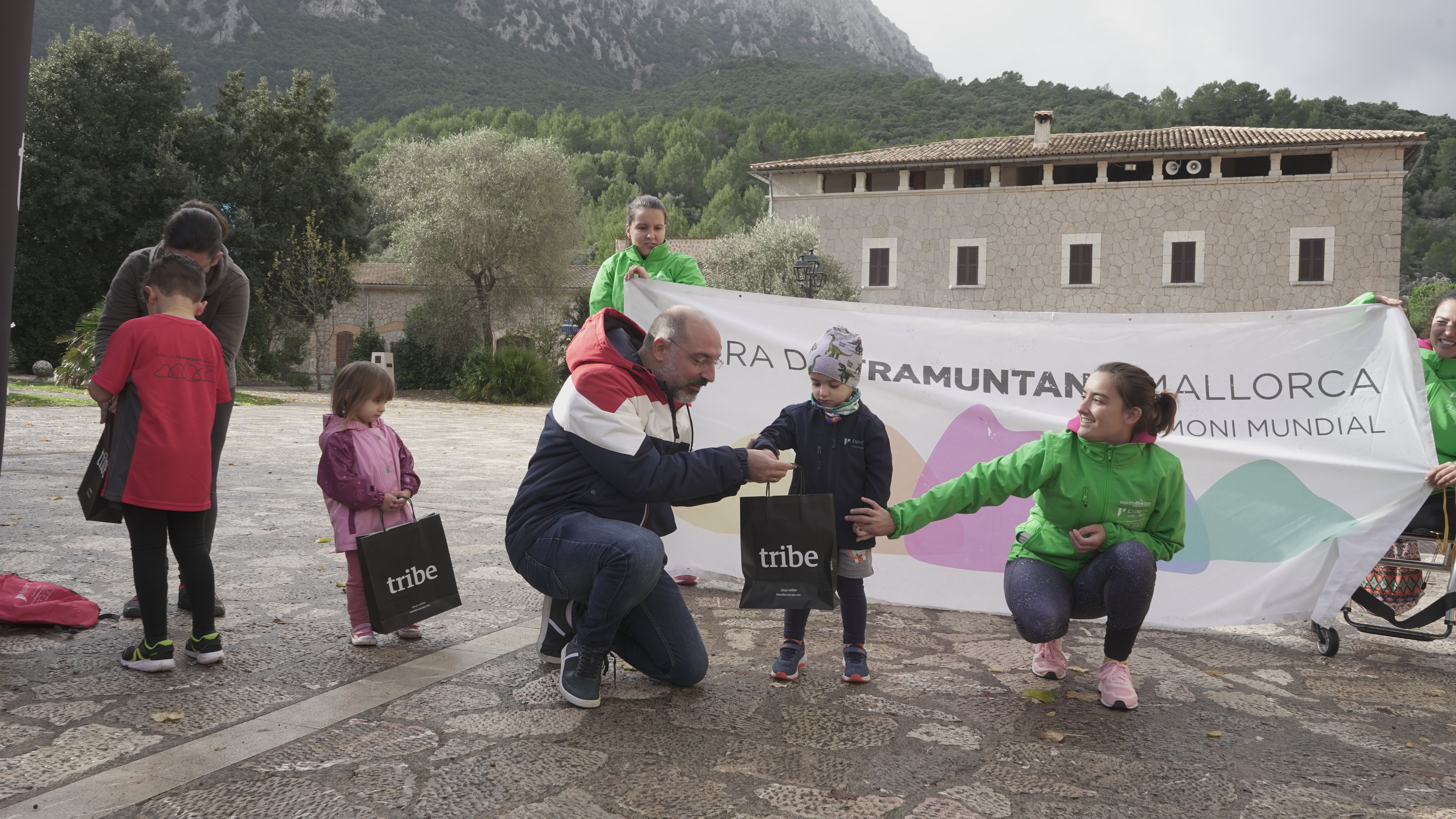 La VI edició de Curses a la Serra de Tramuntana ha arribat a més de 2.000 nins i nines, i deu municipis. 