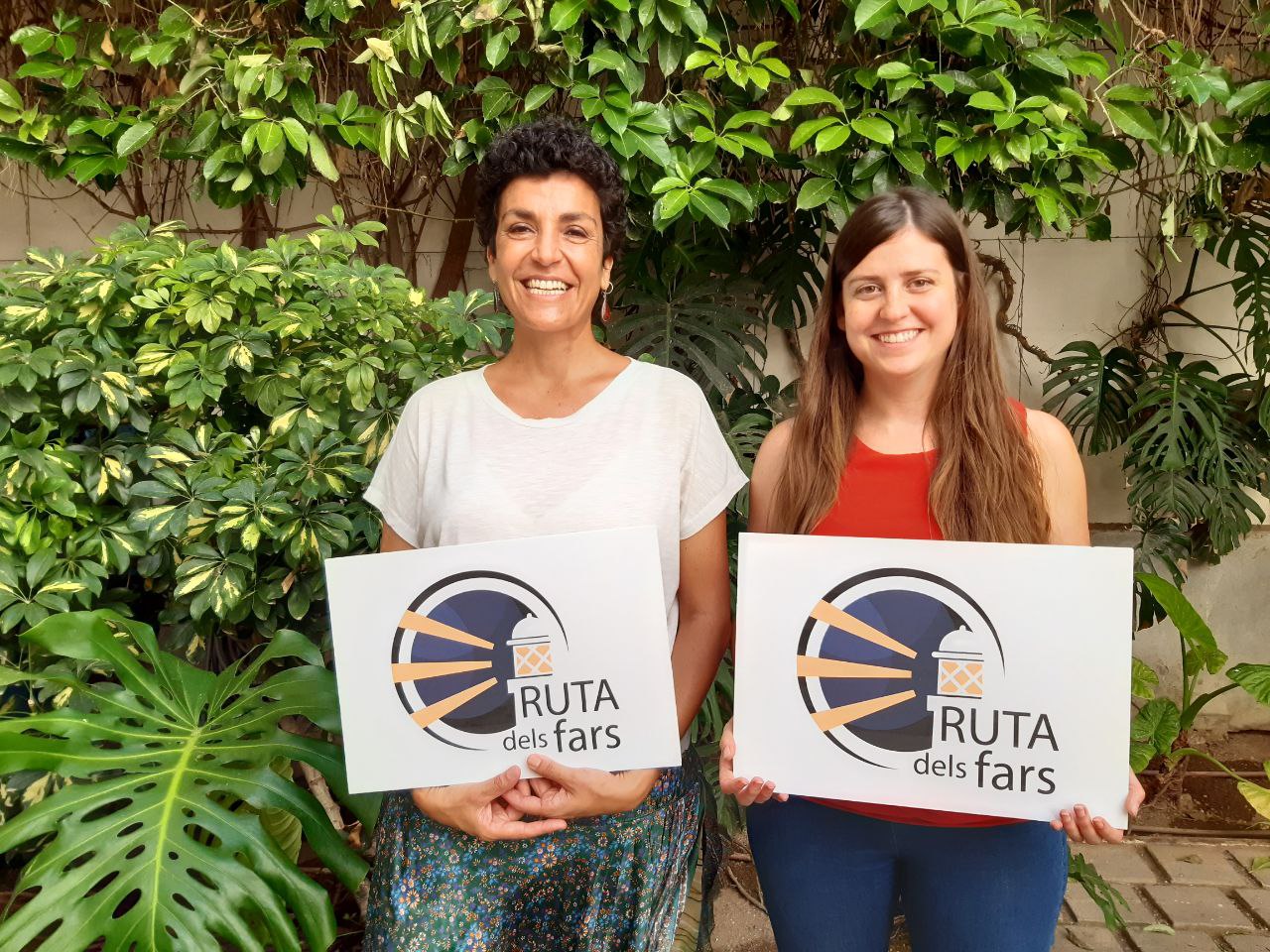 La directora insular de Medi Ambient, Inmaculada Férriz i la vicepresidenta del Consell de Mallorca i consellera de Sostenibilitat i Medi Ambient, Aurora Ribot