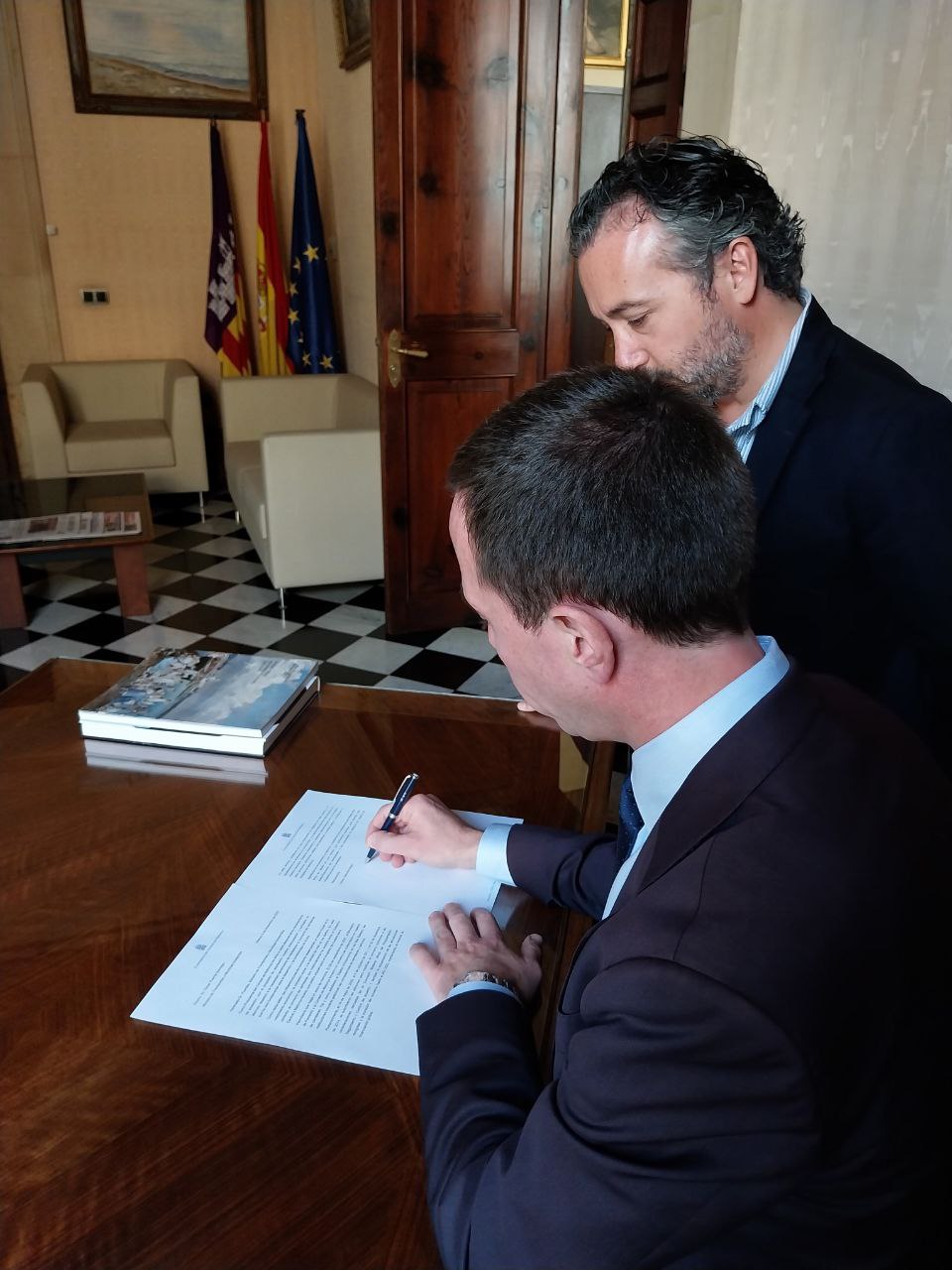 A la carta, el Consell de Mallorca reclama els 230 milions del Conveni de Carreteres amb l'Estat.